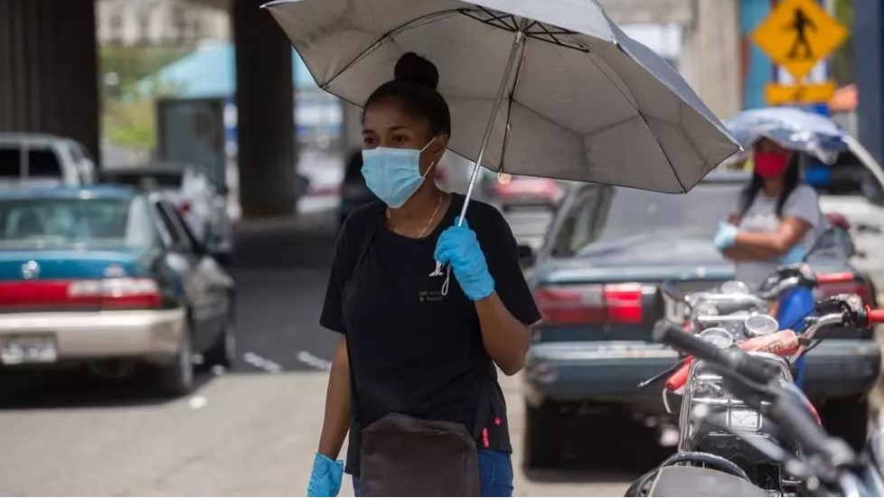 Comerciantes de Culiacán retoman medidas de prevención contra el COVID-19, pero no hay restricciones