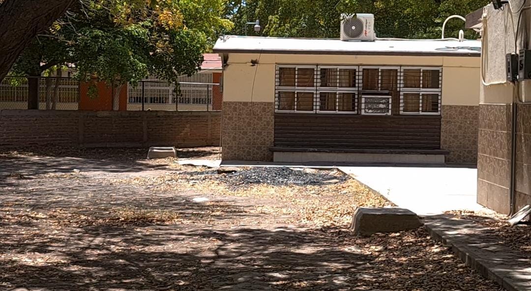 ¡Sin energía eléctrica! No volverán a clases presenciales en la primaria Gabriel Leyva Solano