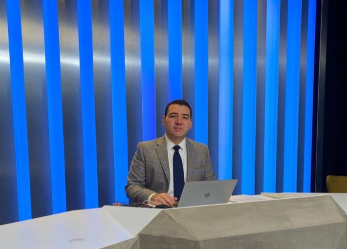 Luis Alberto Díaz y Los Noticieristas te llevan la cobertura minuto a minuto del Cambio de Gobierno