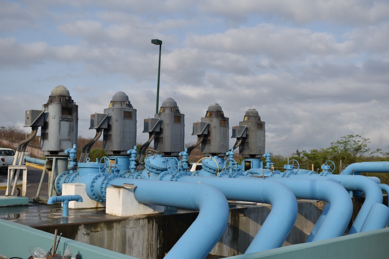 Anuncia Rocha implementación de bombeo para alimentar canales ante escasez de agua