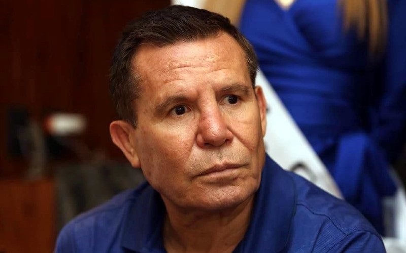 Aunque asintomático, Julio César Chávez contrae COVID-19; ‘Mi papá está bien’ dice JCC Jr.