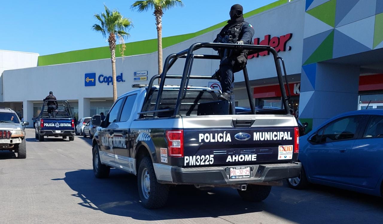 Vamos a dar rápido con esa persona que robó vehículo a mujer: Alcalde de Ahome