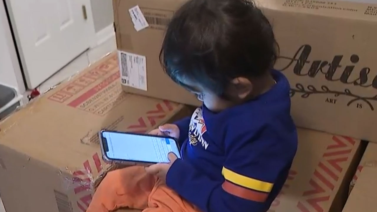 Viral: Con tan solo 22 meses de edad, hace gracia y les cuesta más de 30 mil pesos a sus papás en EU