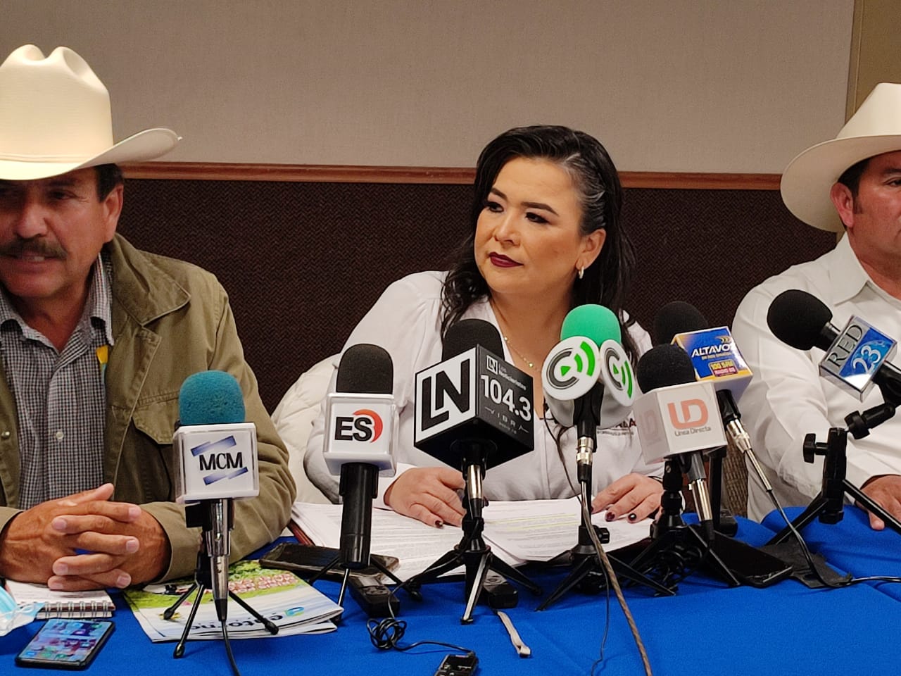 Lista Ana Ayala para rendir su primer informe de labores; confirma presencia de Adán Augusto López