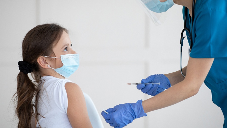 Recomienda OMS extender vacunación antiCOVID a niños de 5 a 11 años con dosis de Pfizer