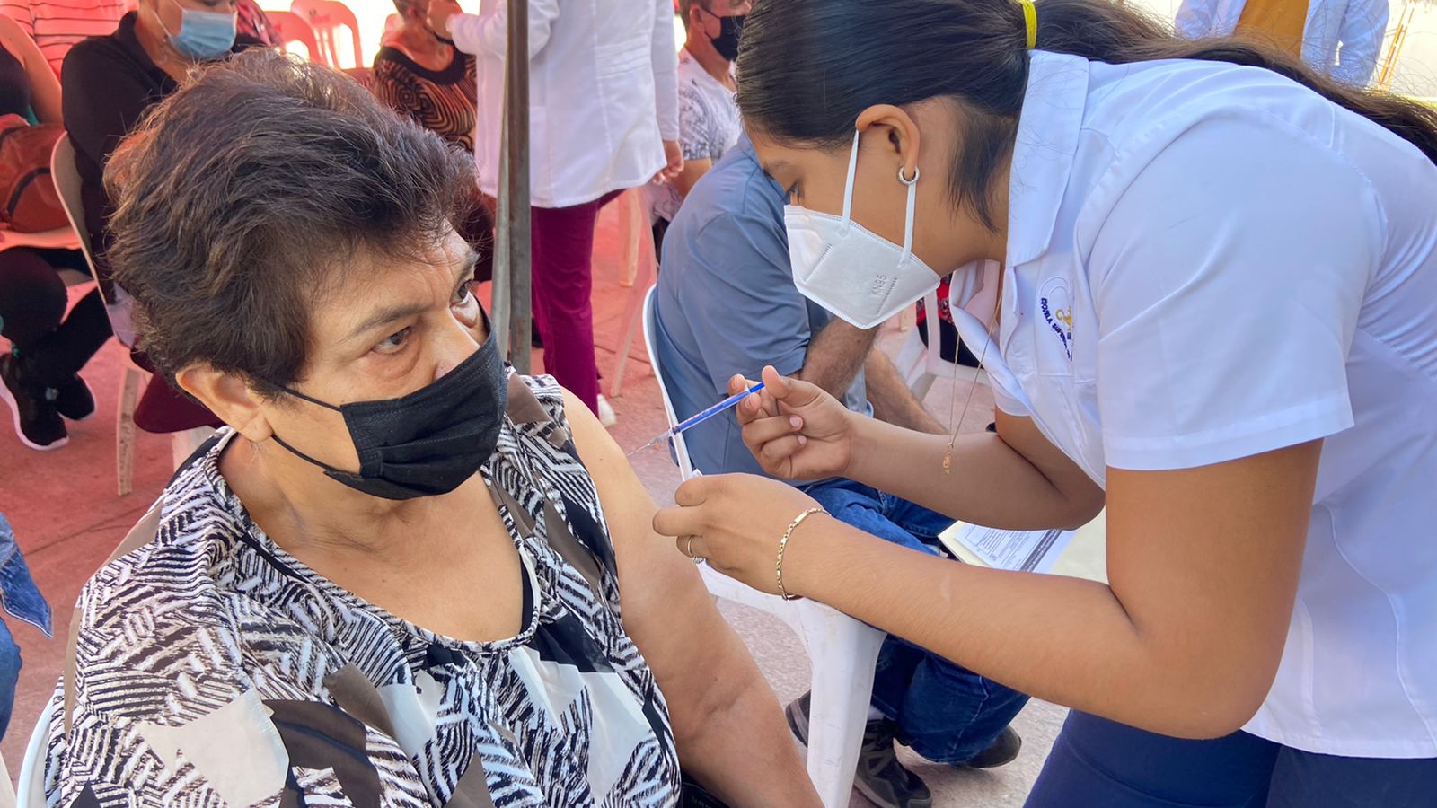 Amplían vacunación para población de 40 a 59 años en Culiacán