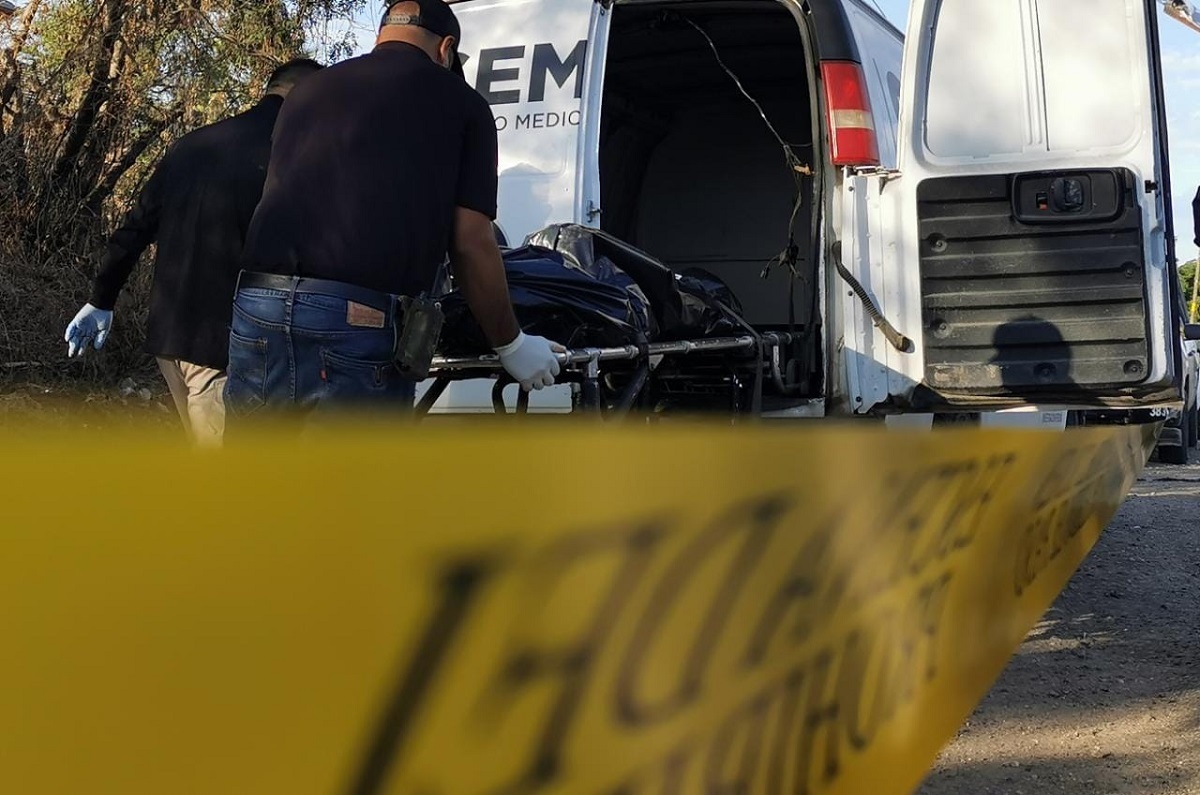 Marbella y Don Silvestre iban a ver unos terrenos a la sierra de Badiraguato cuando se accidentaron