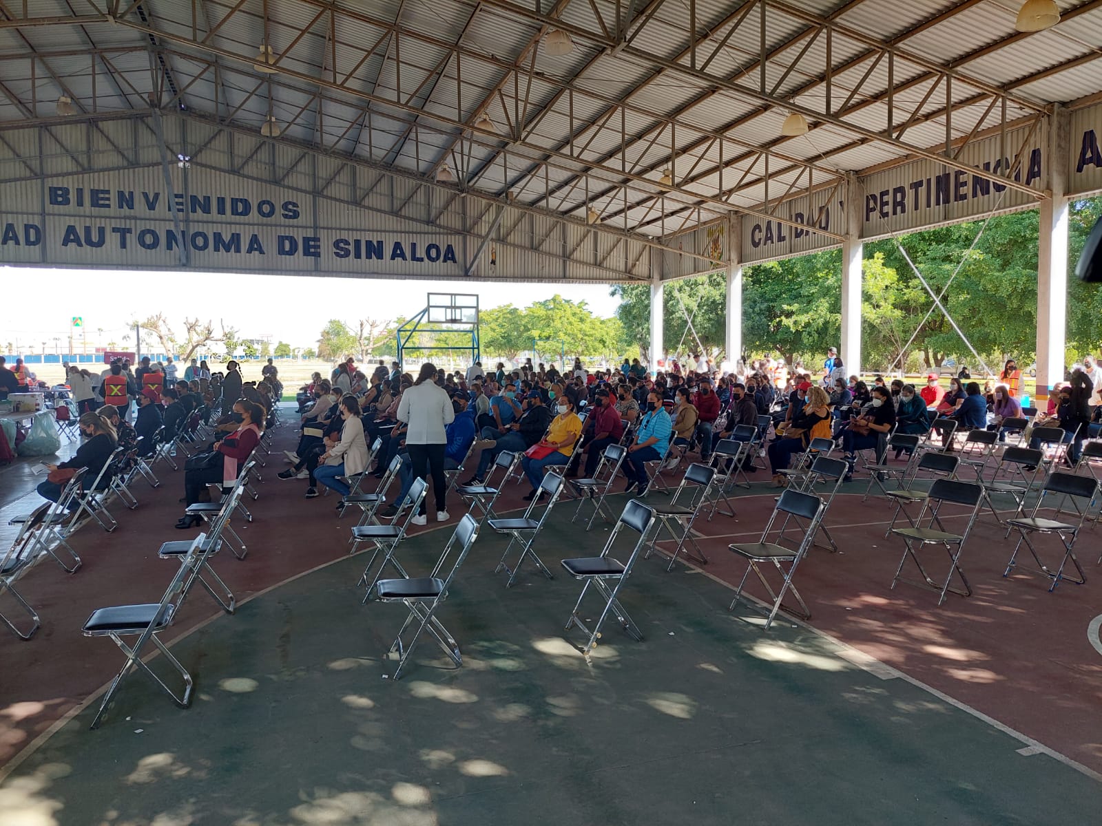 ¿Volver a las aulas? Esto opinaron profesores de Ahome vacunados con el refuerzo de Moderna