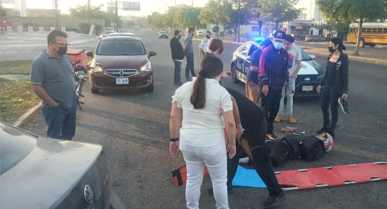 Arrollan a motociclista en Culiacán y termina en estado crítico en un hospital
