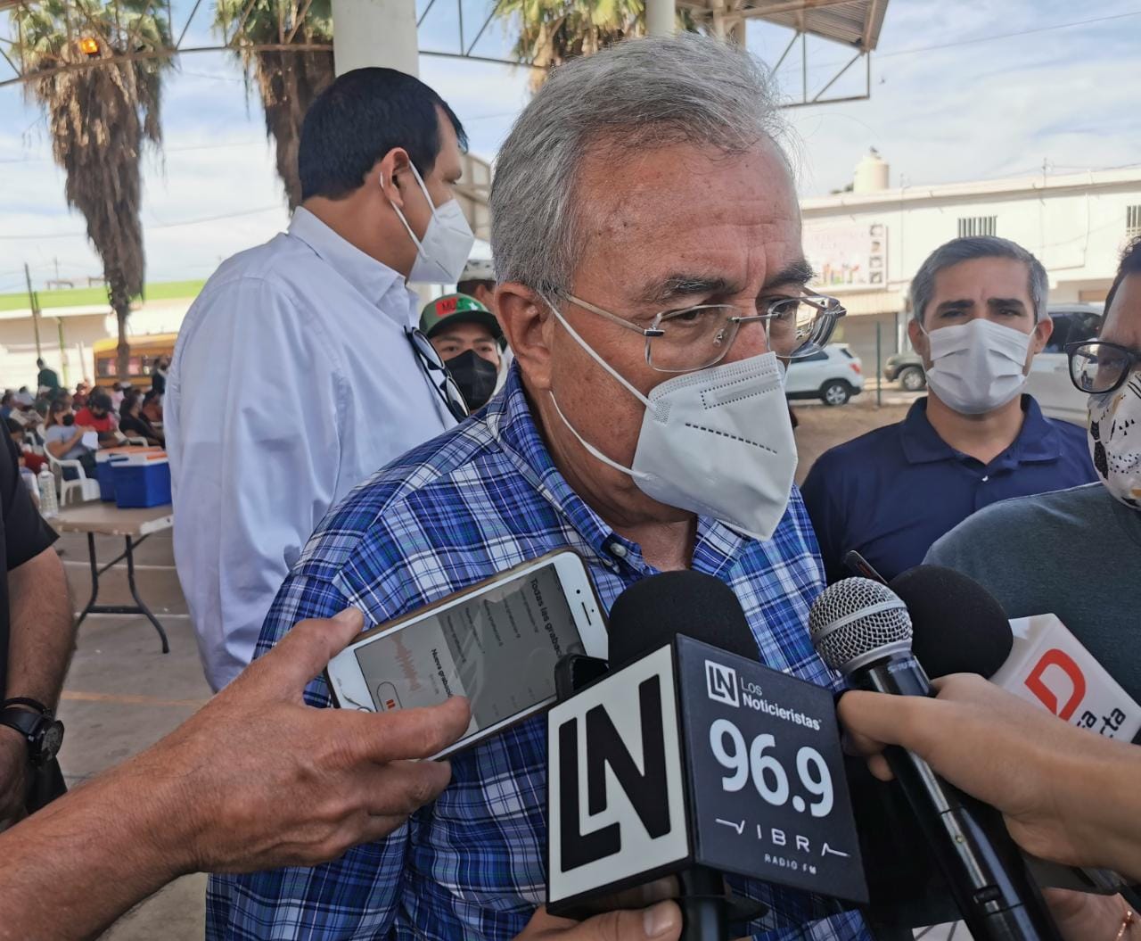 Gestionará Rocha Moya con AMLO la vacunación a niños de 5 a 14 años en el estado