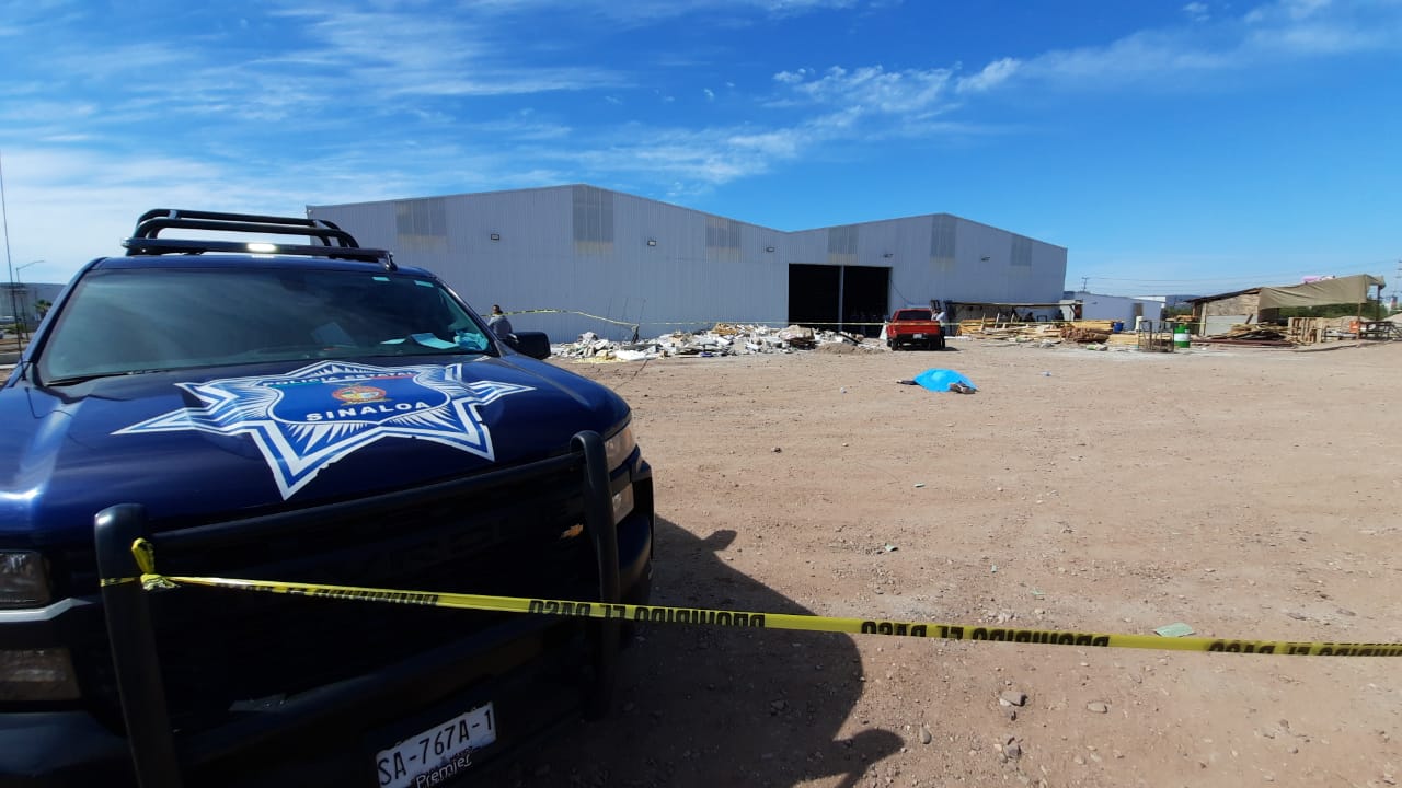 Ejecutan a ingeniero de obra en construcción frente a la feria ganadera de Culiacán