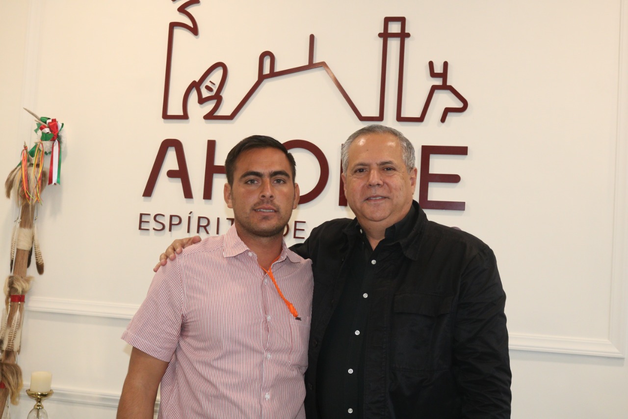 Síndico de Topolobampo pide todo a los medios, no por la vía institucional: Vargas Landeros
