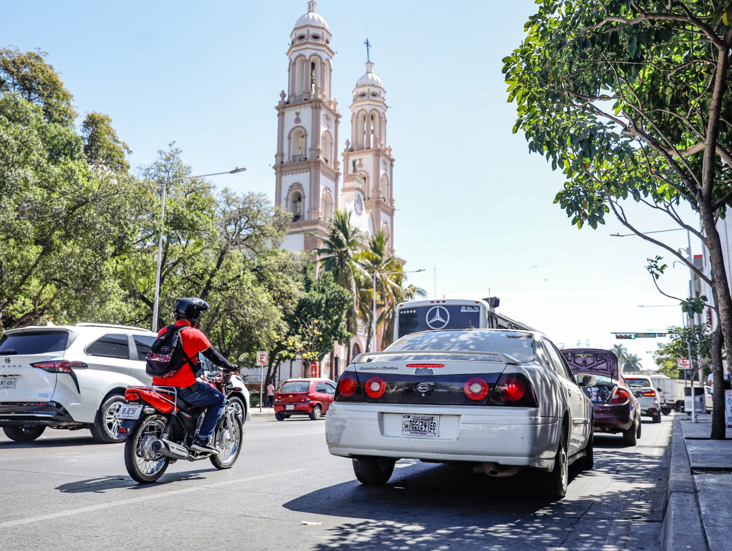 Papelito habla: Sinaloa ya aparece en el Decreto para regularizar vehículos ‘chocolate’