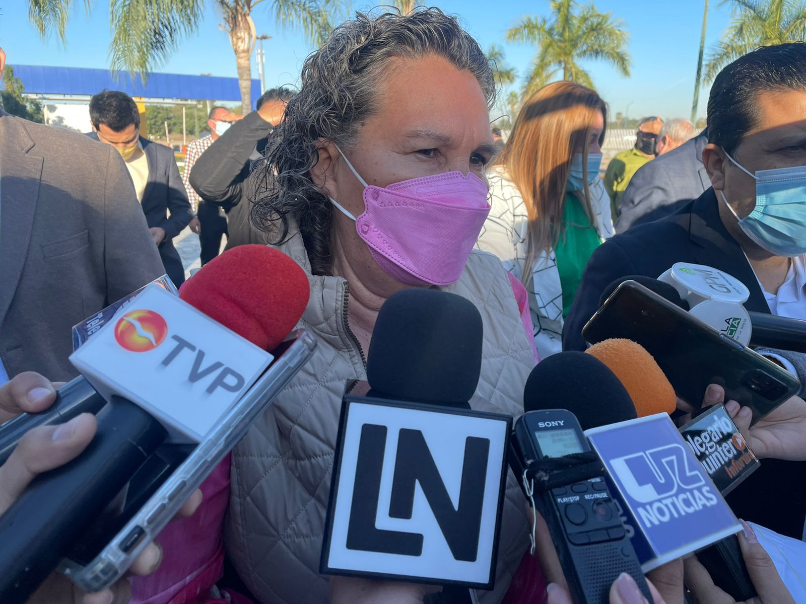 “Misógina no soy, las jovencitas pueden usar la falda como ellas quieran”: Directora de la preparatoria Sandino