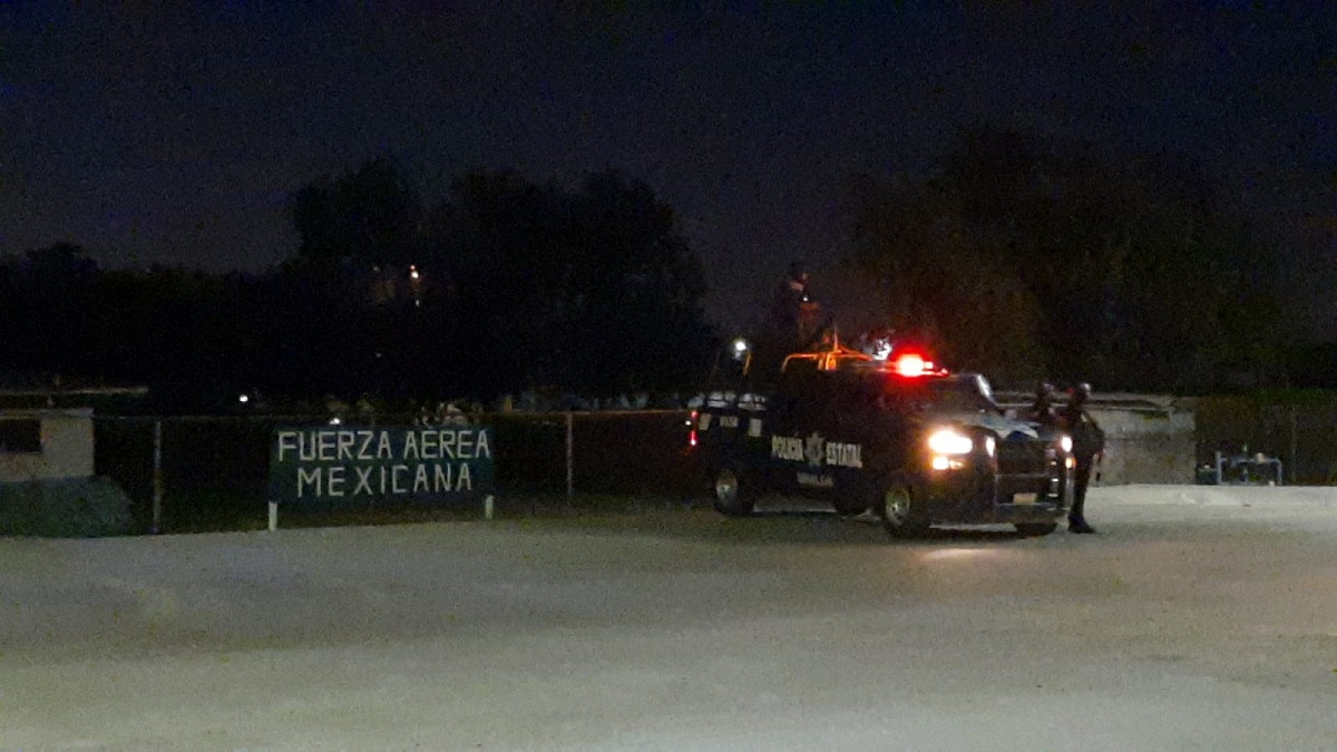 Sitian militares, GN y PEP el aeropuerto de Culiacán tras detención de 3 presuntos delincuentes
