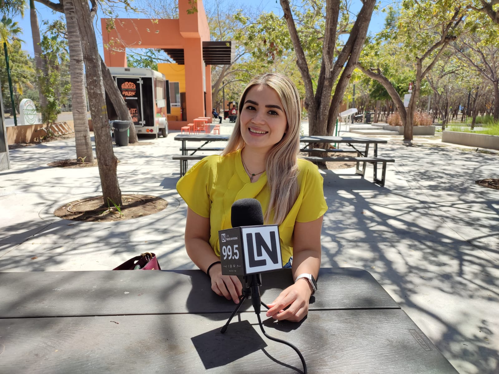 Ana Victoria, la mujer inmobiliaria que comparte sueños con sus clientes en Mazatlán