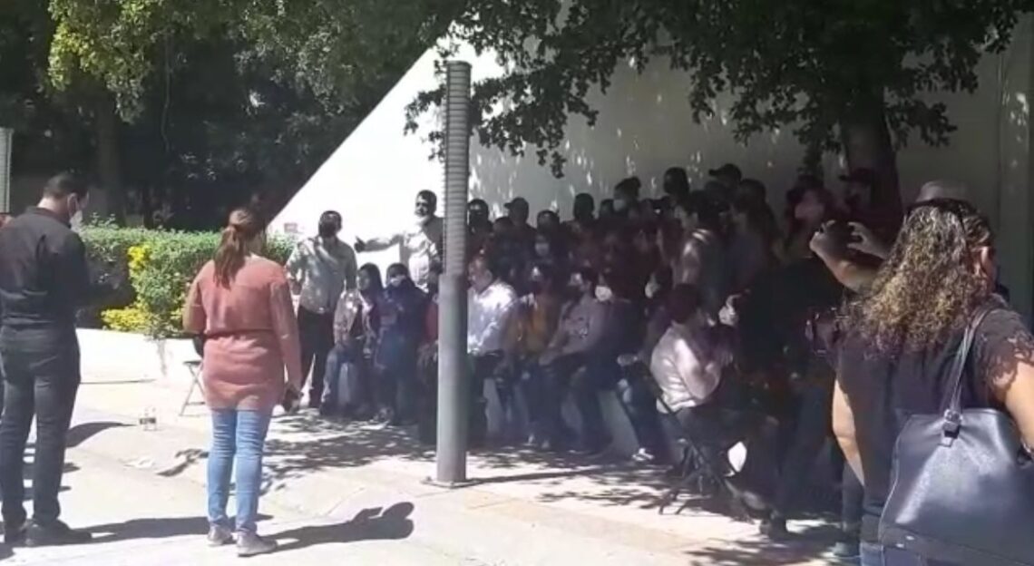 “Festejaron que estaban en paro, eso no es de maestros responsables”: Rocha a SNTE 27 sobre carne asada durante paro laboral