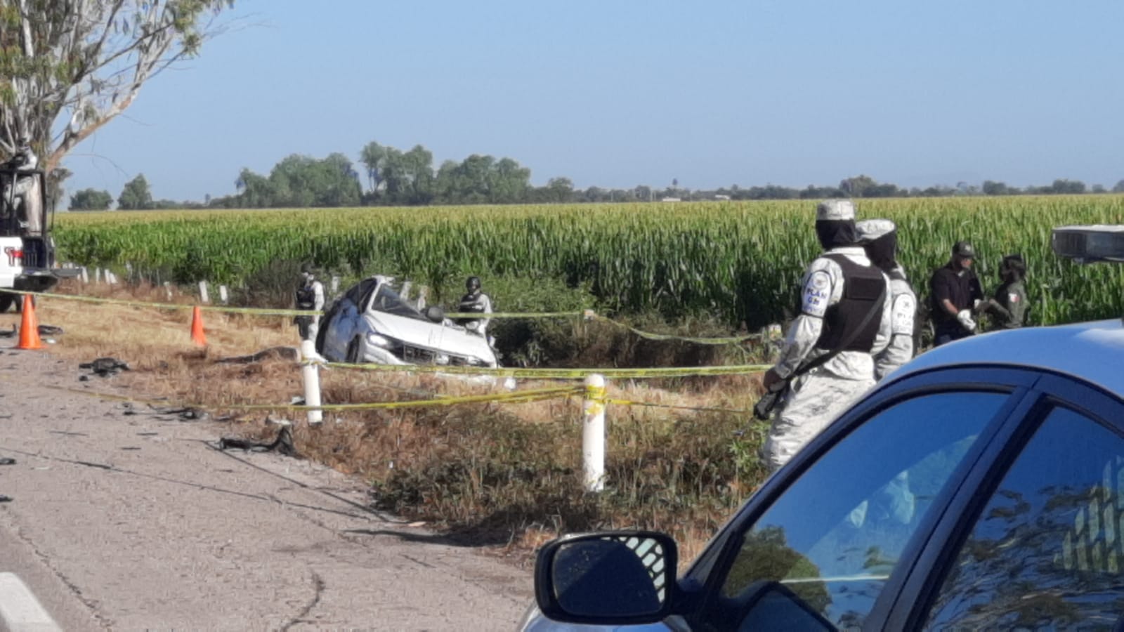 Iban armados| Eran presuntos gatilleros los volcados sobre la Culiacán-Mazatlán; muere uno