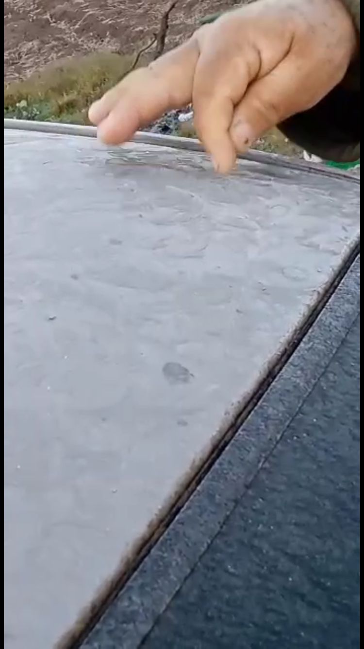 VIDEO | ¡Que frío! Amanece con escarcha Angostura al registrar la temperatura más baja en Sinaloa; el termómetro llega a los 2 grados