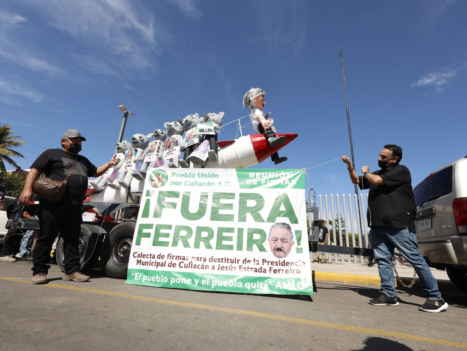 No estoy de acuerdo exhiban en las piñatas fotos de mujeres, Derechos Humanos tiene que actuar: Estrada Ferreiro