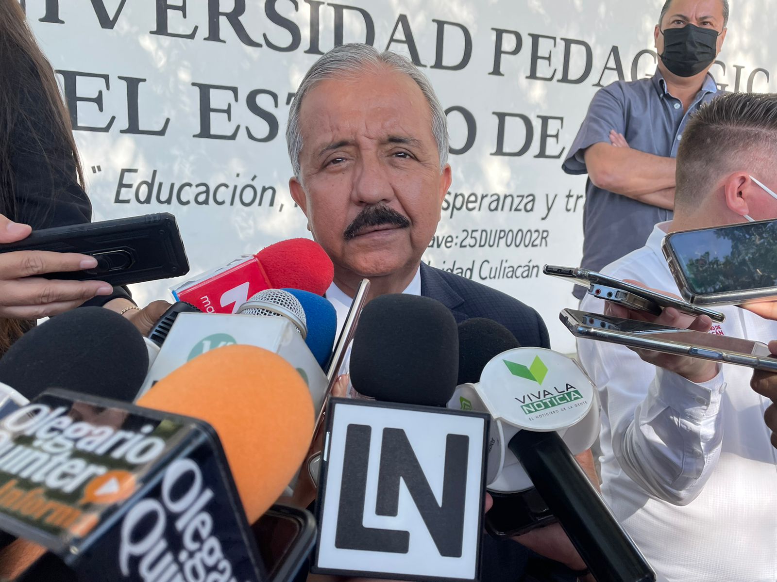 Si me destituyen no sé a quién le van a dar mi puesto, se lo han ofrecido a todos: Estrada Ferreiro