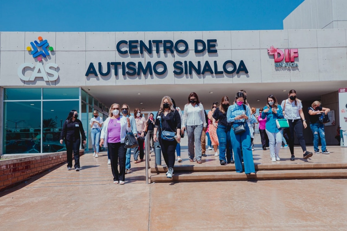 Sinaloa impulsa la inclusión con el programa “Autismografía” en transporte público