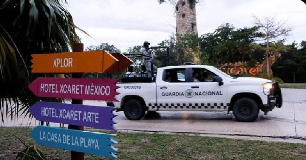 De varios disparos, asesinan a culichi en parque temático de Playa del Carmen