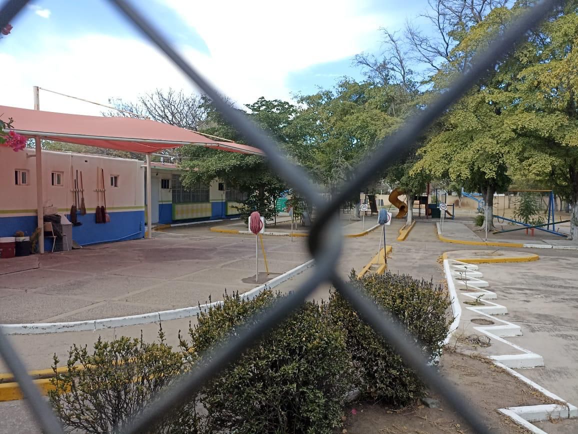 “Peor que un baño público”: Denuncian padres de familia condiciones deplorables de kínder en Culiacán