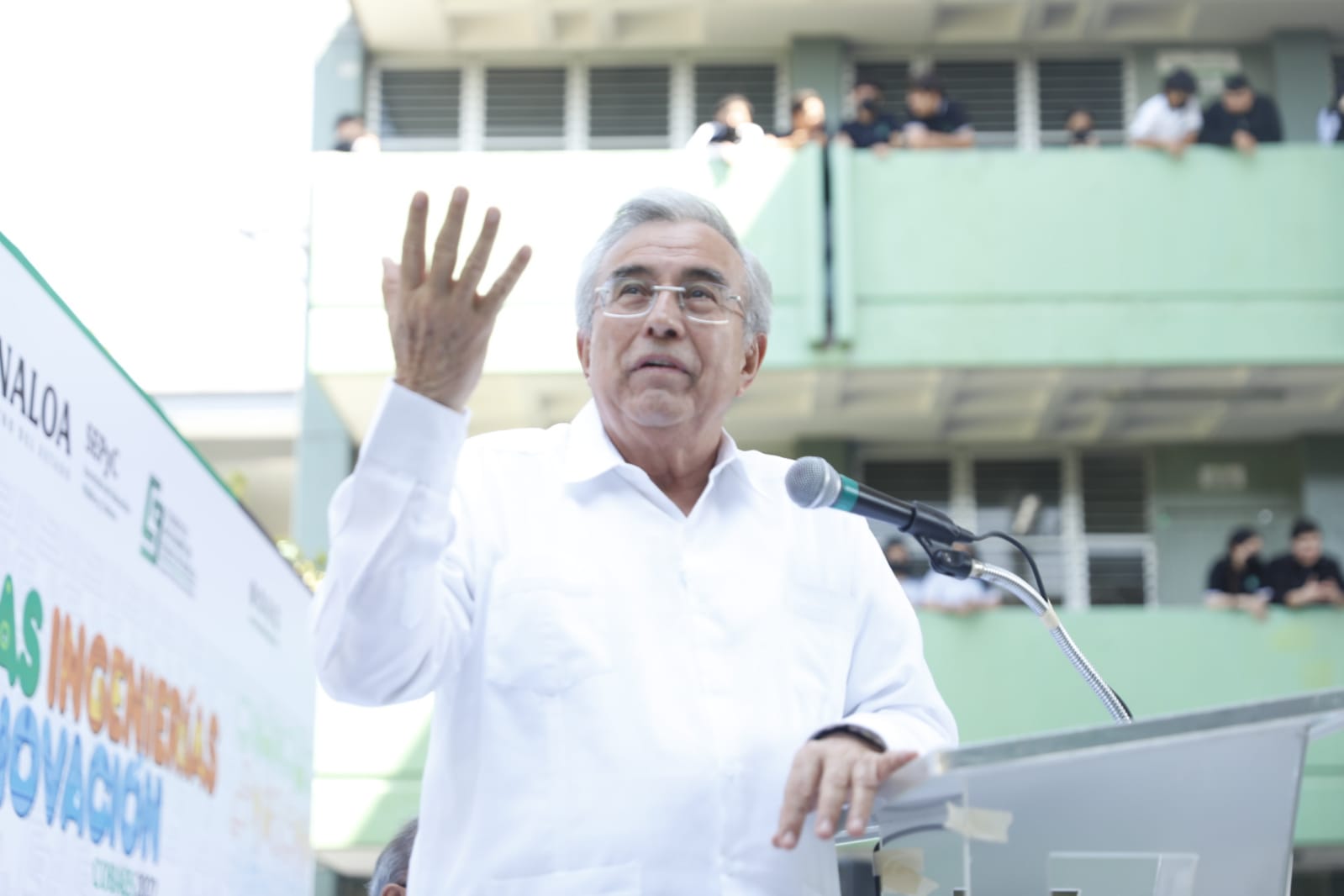 Son escuelas particulares y les pagaban con recursos públicos a través de una organización política: Rocha