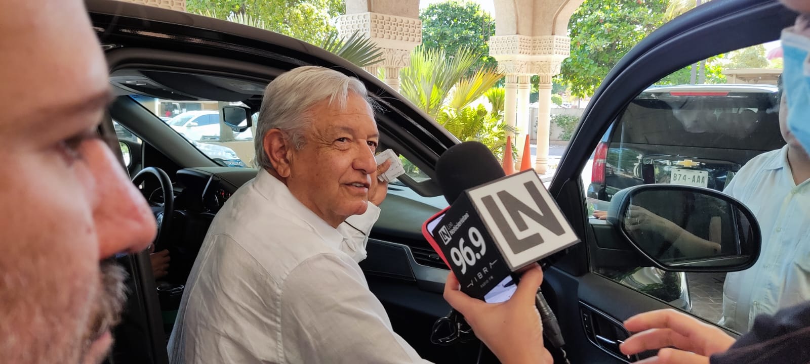 Se va AMLO de Culiacán sin recibir a Estrada Ferreiro; ‘que hable con Gobernación’, reitera