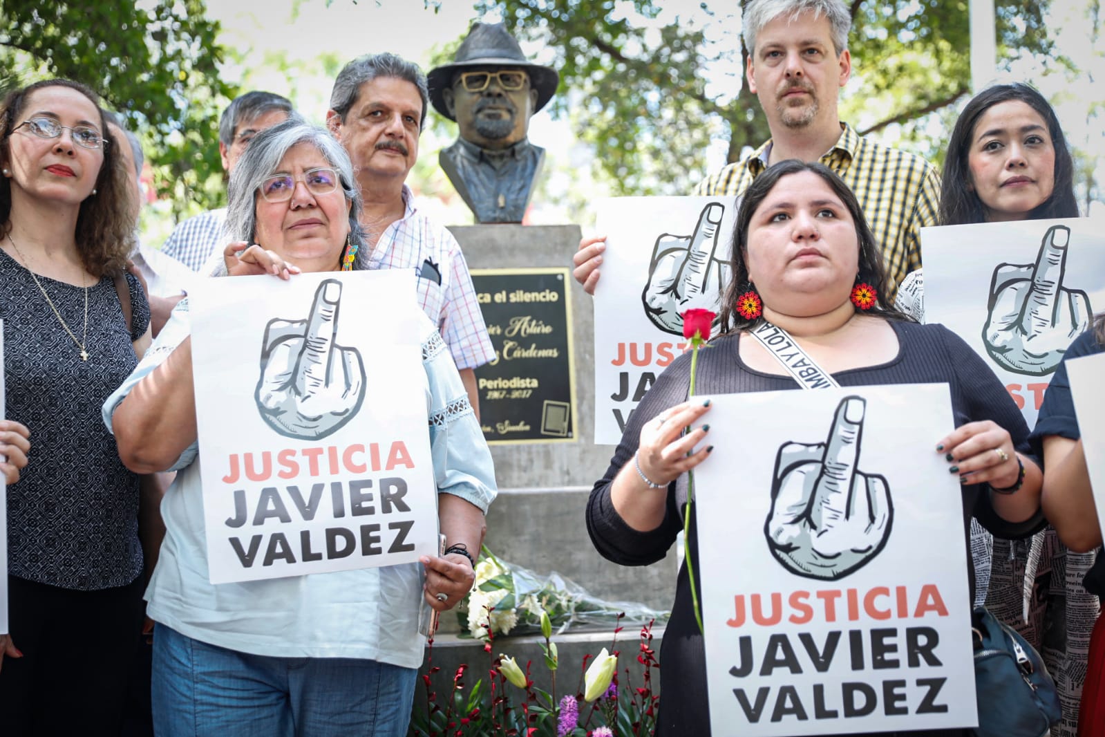 ‘Que Mini Lic pueda ser testigo protegido, es como si vinieran a escupirme en la cara’: esposa de Javier Valdez