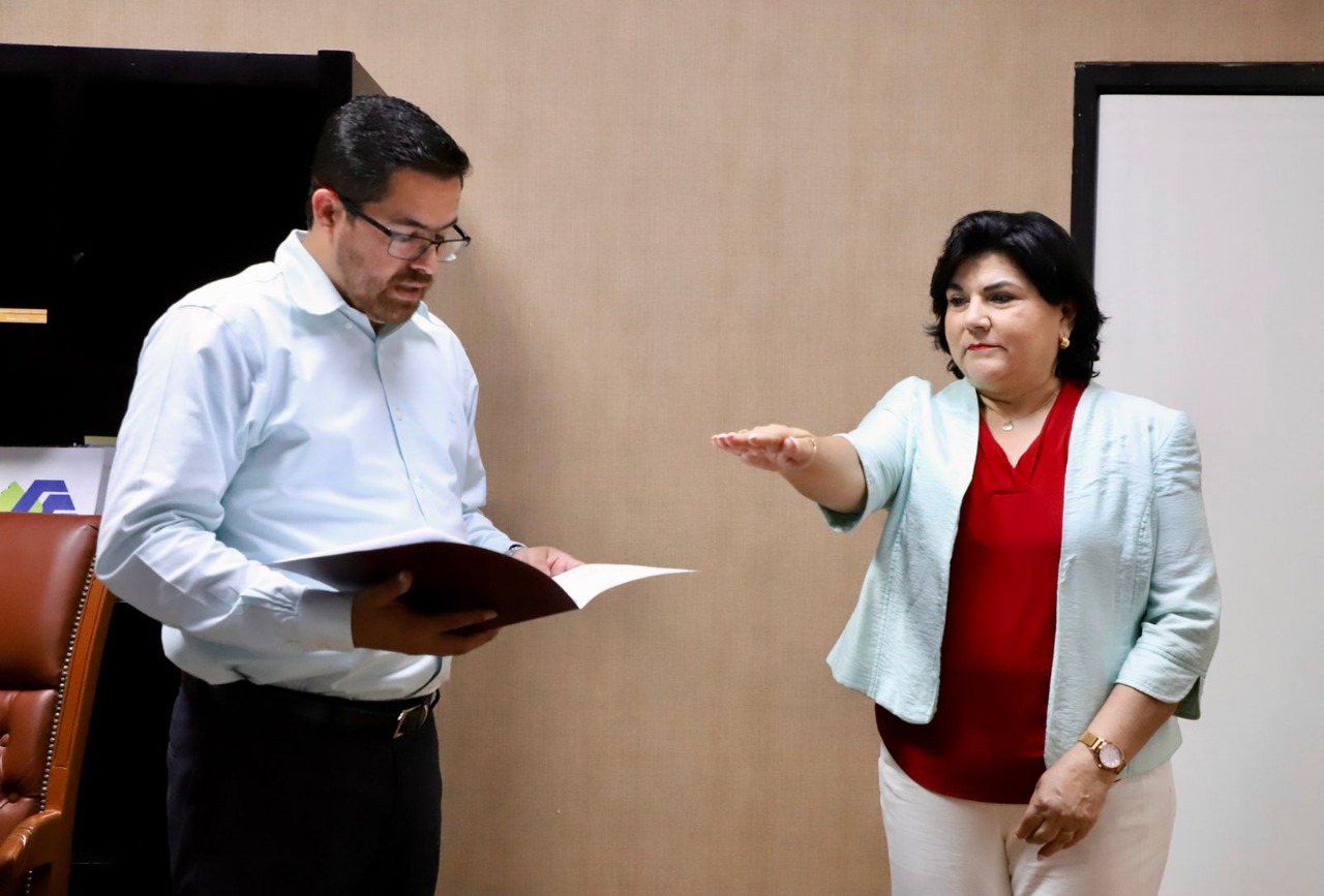 Secretario de Salud toma protesta a nuevos directivos