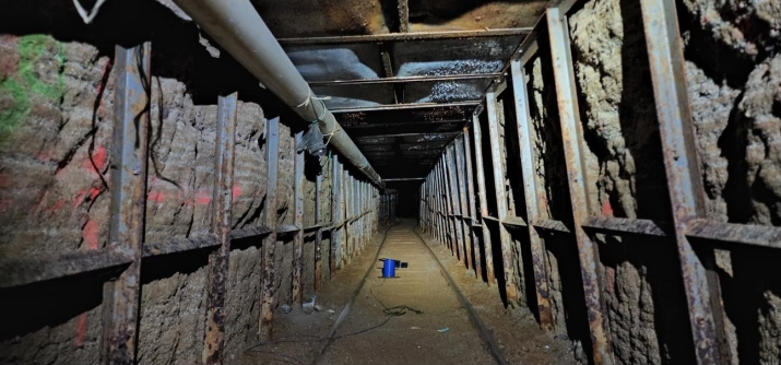 De Tijuana hasta San Diego… hallan narcotúnel transfronterizo reforzado y ‘equipado’ (fotos)