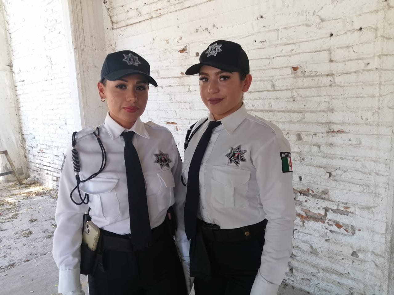 Yesica y Cristal, las heroínas sin capa, auxiliares viales que ayudaron a una joven que intentaba quitarse la vida