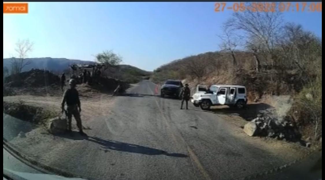 Hubo cuatro presuntos delincuentes detenidos tras retén falso en gira de AMLO: SSPE