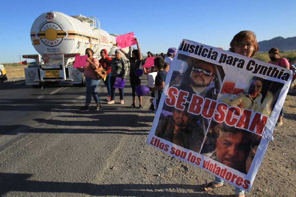 Empleados de la CFE violan a mujer y la abandonan en terreno creyendo que estaba muerta