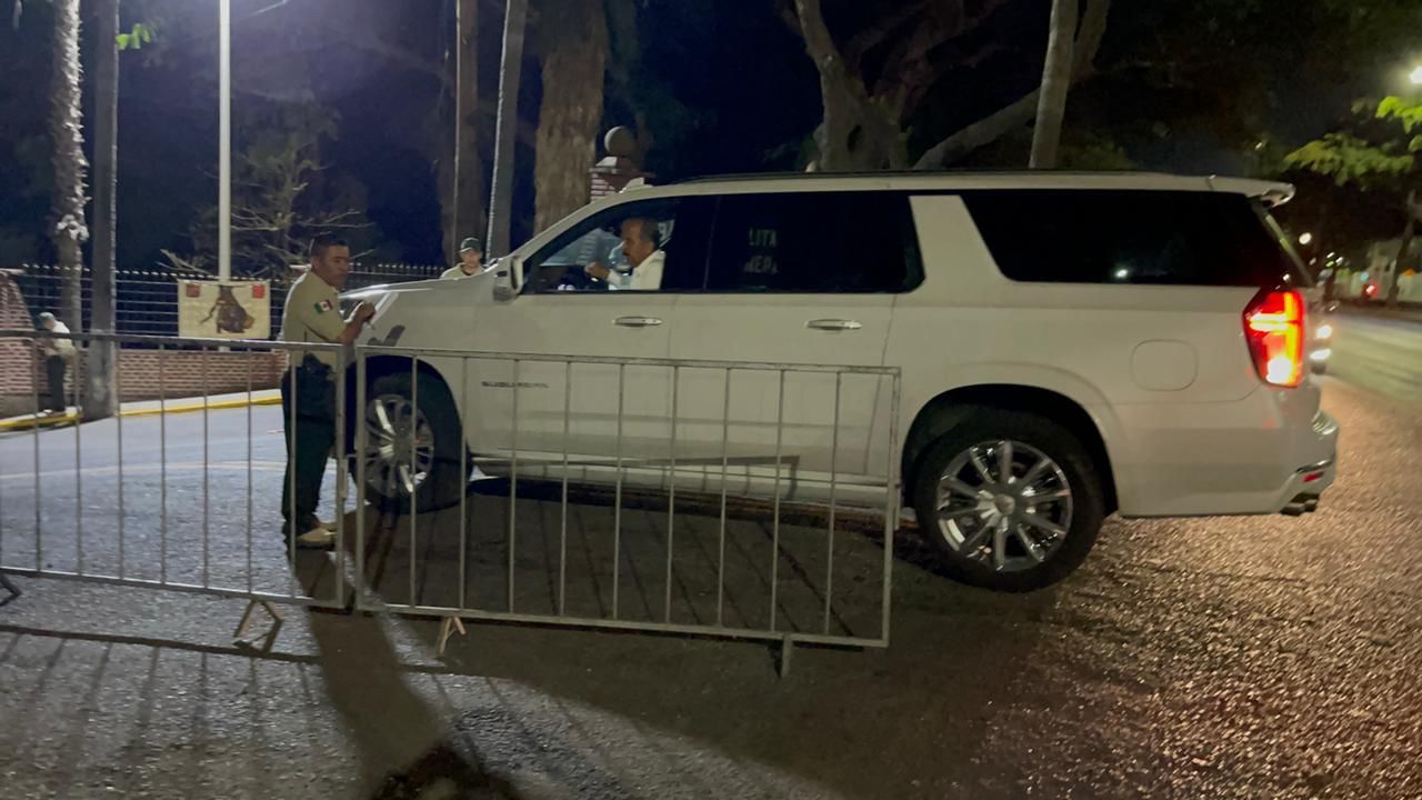¡No lo dejaron pasar! Le niegan a Estrada Ferreiro la entrada a ‘La Mañanera’ de AMLO