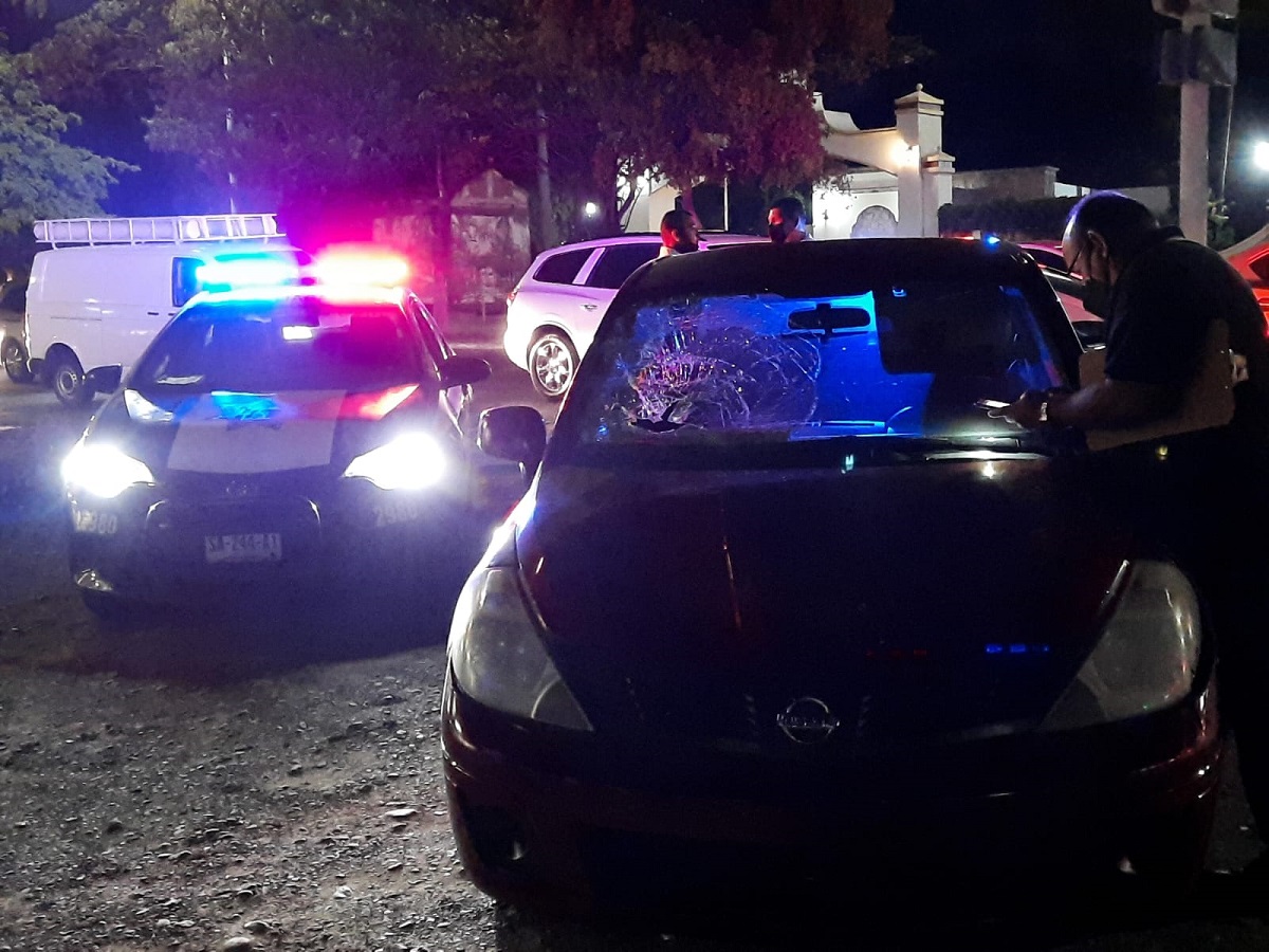Peatón es atropellado por un vehículo en el sector Tres Ríos, en Culiacán
