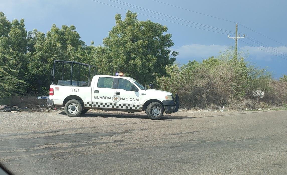 Hay tres detenidos, dos de ellos heridos, tras persecución y enfrentamiento de Culiacán a San Ignacio
