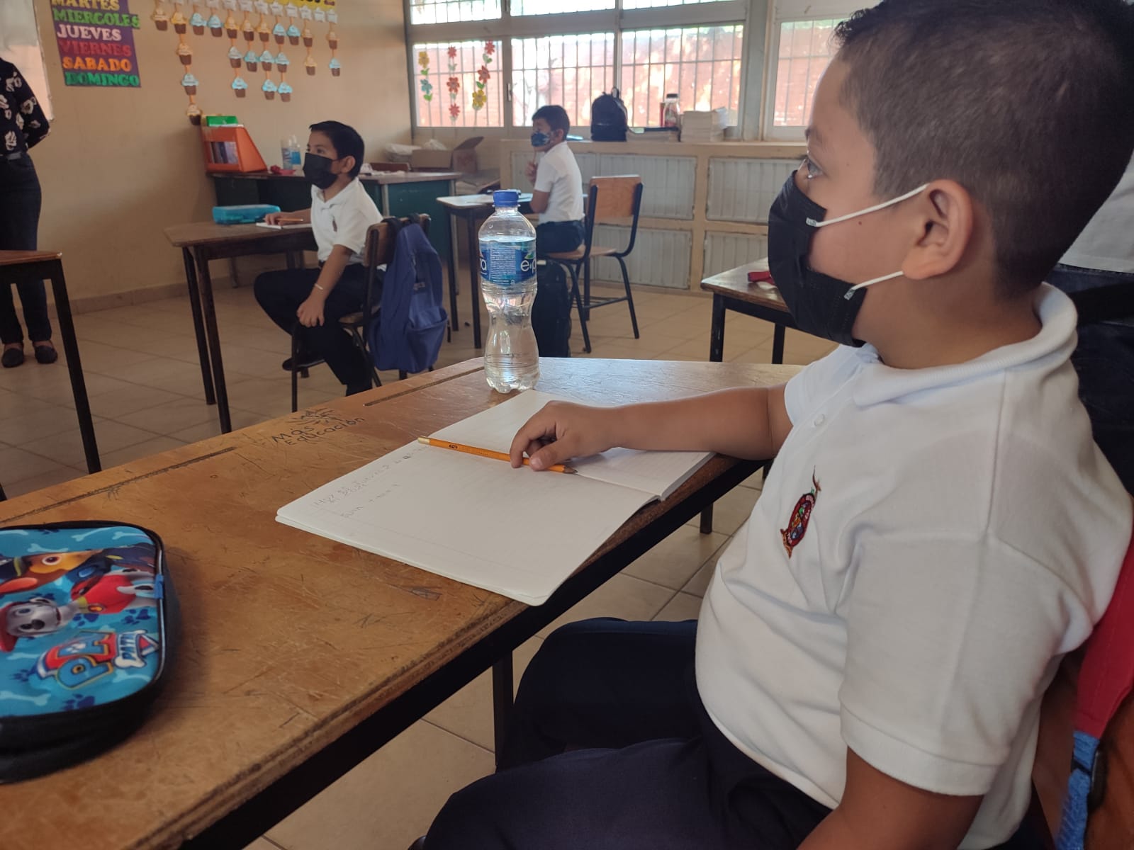 Emiten nuevas recomendaciones antiCOVID para las escuelas; no se van a cerrar planteles por contagios