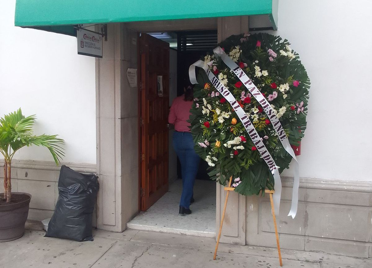 ‘No la vi ni me interesa’: Yolanda Martínez tras colocación de corona de muertos en su oficina