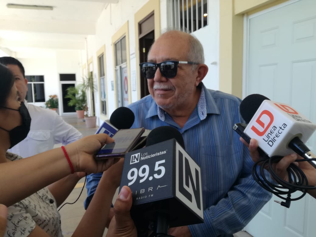 Le ofrece asesoría municipal por WhatsApp el ‘Químico’ Benítez a Juan de Dios Gámez como nuevo alcalde de Culiacán