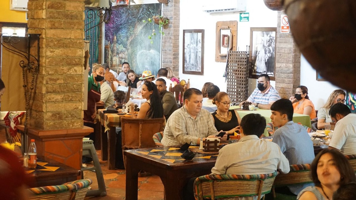 Restauranteros se preparan para celebrar el Día de las Madres considerada el mejor día del año en ventas