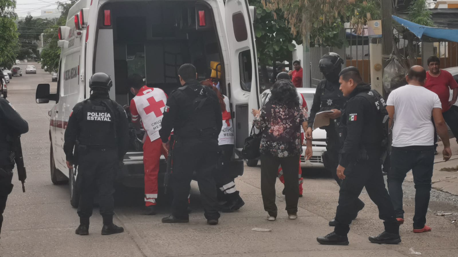 Atacan a balazos a joven en el sector Barrancos de Culiacán