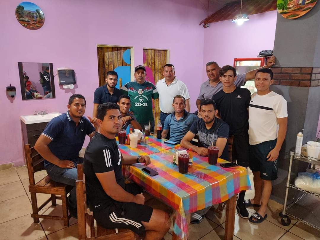 ¡Increíble! Autoridades abandonan a la Selección de Elota en Estatal de Futbol