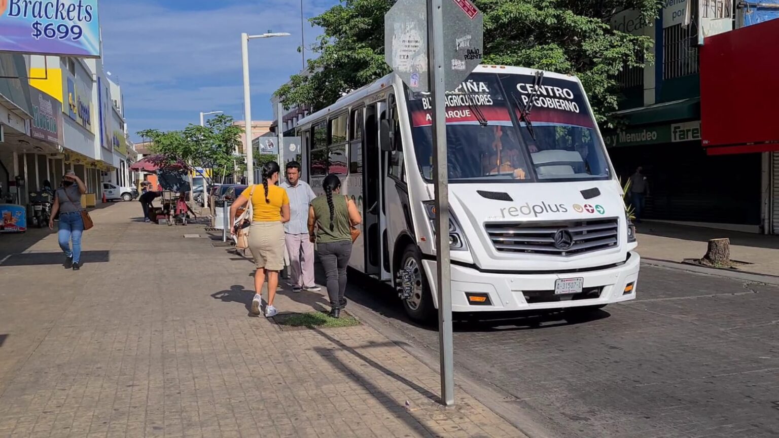 ¡Los primeros! Sacan de circulación 14 camiones “chatarras” de 6 rutas en Culiacán