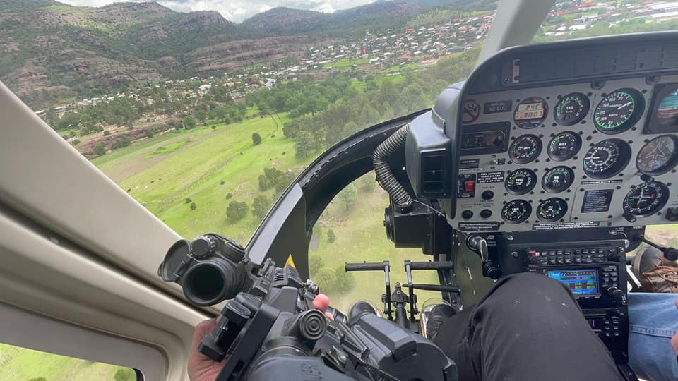 En busca de ‘El Chueco’… inhabilitan 9 narcocampamentos, aseguran armas y detienen a dos más (fotos)