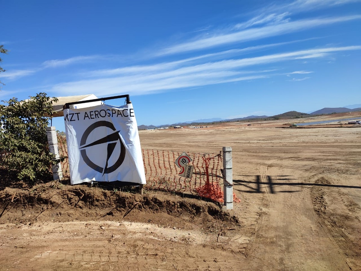 Concluida la pista experimental para recibir en noviembre el FLYOX I en el Mzt Aeroespace