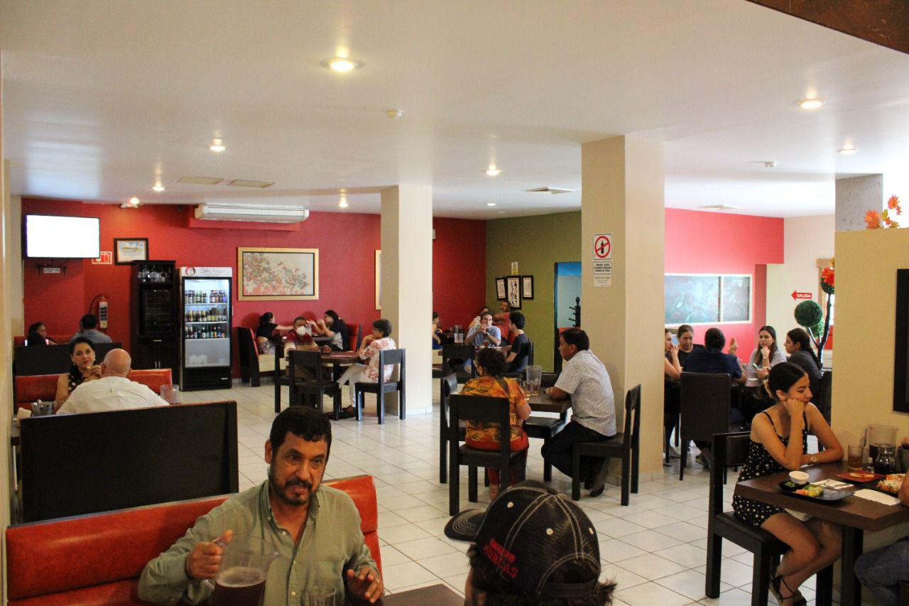 Costo de energía eléctrica sube entre el 300 y 400 por ciento en verano para comercios y restaurantes