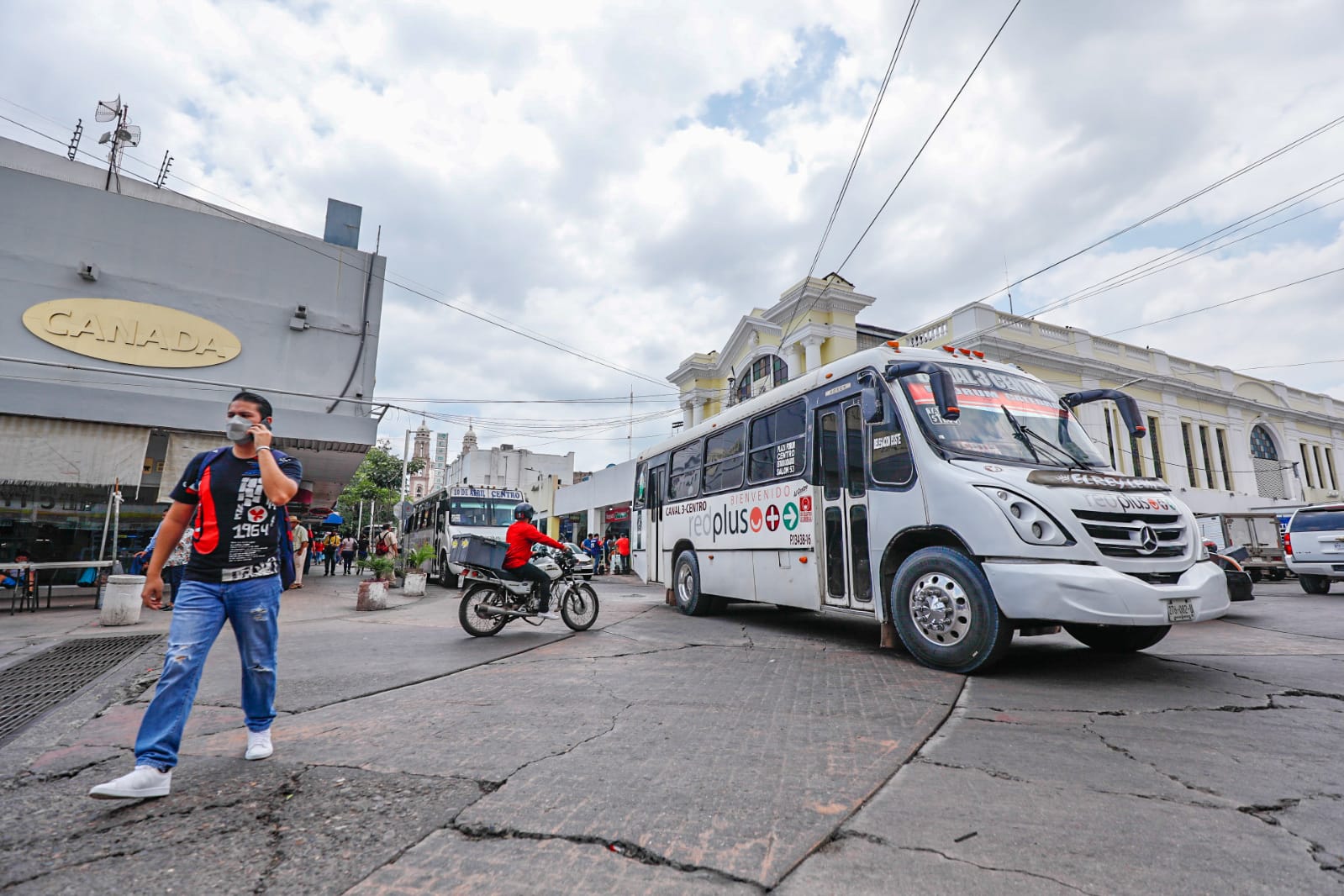 ¡Cuidado camioneros! Se les quitará su unidad si cobran más 12.5 en el pasaje: Rocha Moya
